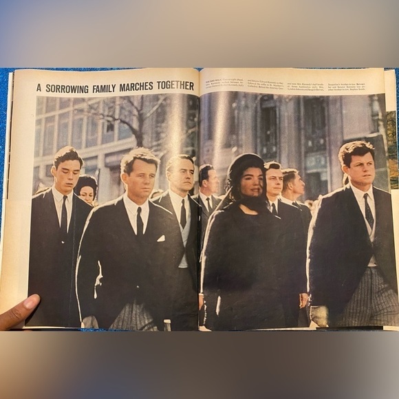 Vintage Life Magazine Kennedy's Death Dec 6th 1963 - Picture 2 of 5
